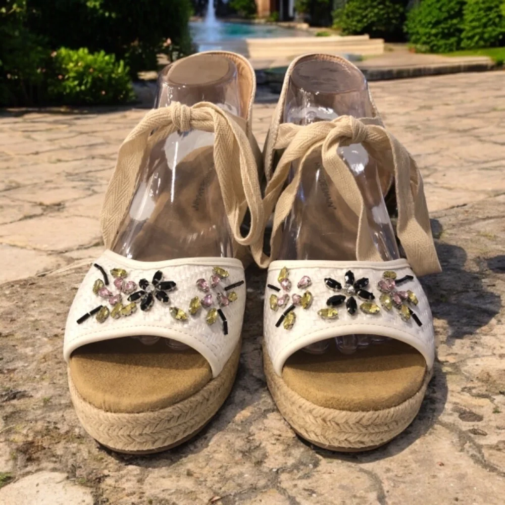 Monroe & Main Espadrille Sandals size 10